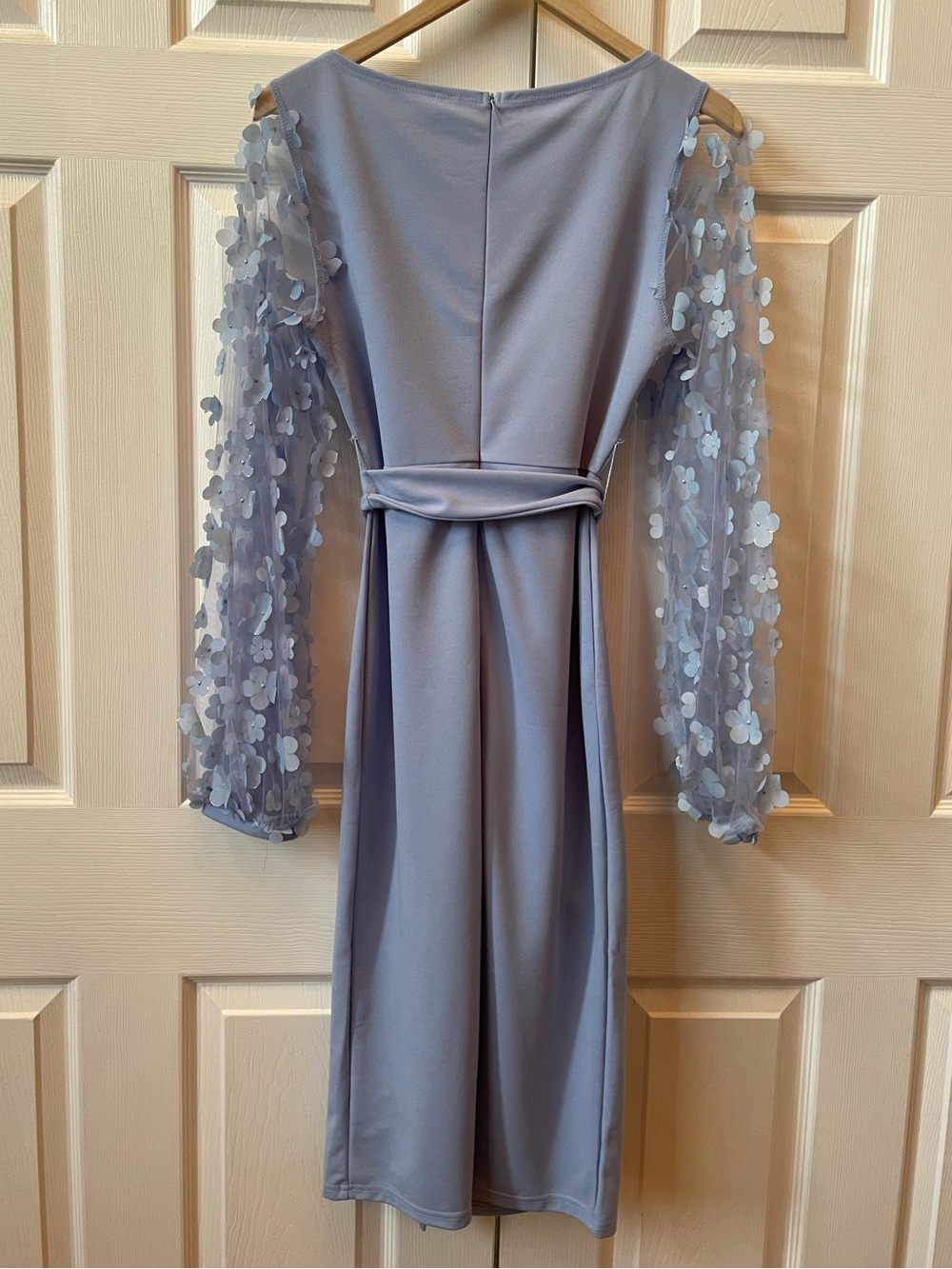 Elegant Light Blue Sheath Dress with Floral Mesh Sleeves - Picture 6 of 6